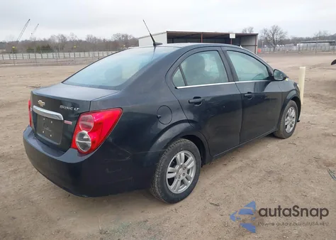 2014 Chevrolet Sonic Lt Auto из США, поврежденный, VIN 1G1JC5SB6E4235518
